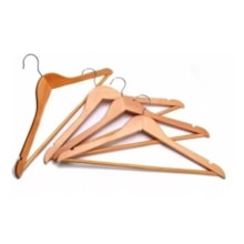 Cabide de Madeira para Roupas Pacote com 6 Peças - KALA Cabide de Madeira para Roupas Pacote com 6 Peças - KALA