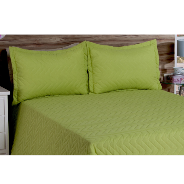 Cobre leito Matelassado Casal Queen Classic  3 Peças Deccoralle Verde