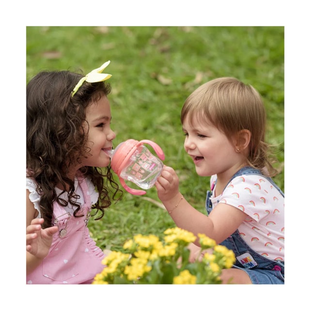 Copo de Transição First Moments + Bico Extra + Alça Removível 150 ml Fisher Price Rosa Copo de Transição First Moments + Bico Extra + Alça Removível 150 ml Fisher Price Rosa