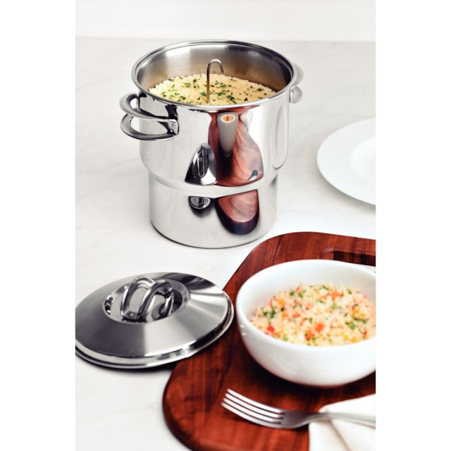 Cuscuzeira Tramontina Solar em Aço Inox com Alças e Tampa 14 cm 2,2 L Cuscuzeira Tramontina Solar em Aço Inox com Alças e Tampa 14 cm 2,2 L