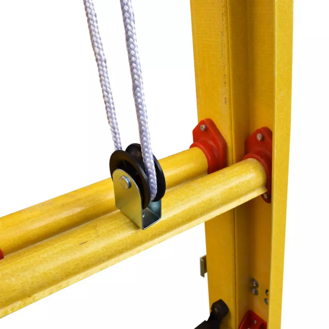 Escada Extensíva Prática Fibra 15 Degraus 4,72m - BOTAFOGO Escada Extensíva Prática Fibra 15 Degraus 4,72m - BOTAFOGO