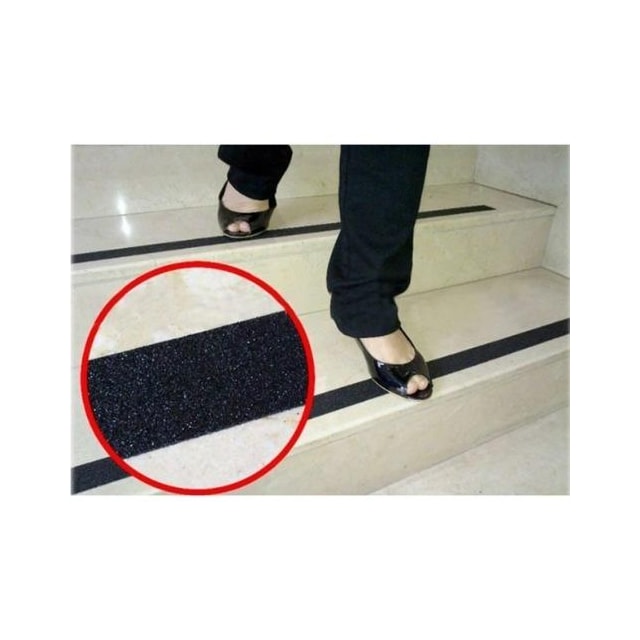 Fita Antiderrapante Preta 50mm x 05m - Adere Fita Antiderrapante Preta 50mm x 05m - Adere