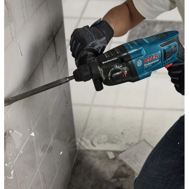 Martelo Perfurador GBH220 720W 220V com Maleta - BOSCH Martelo Perfurador GBH220 720W 220V com Maleta - BOSCH