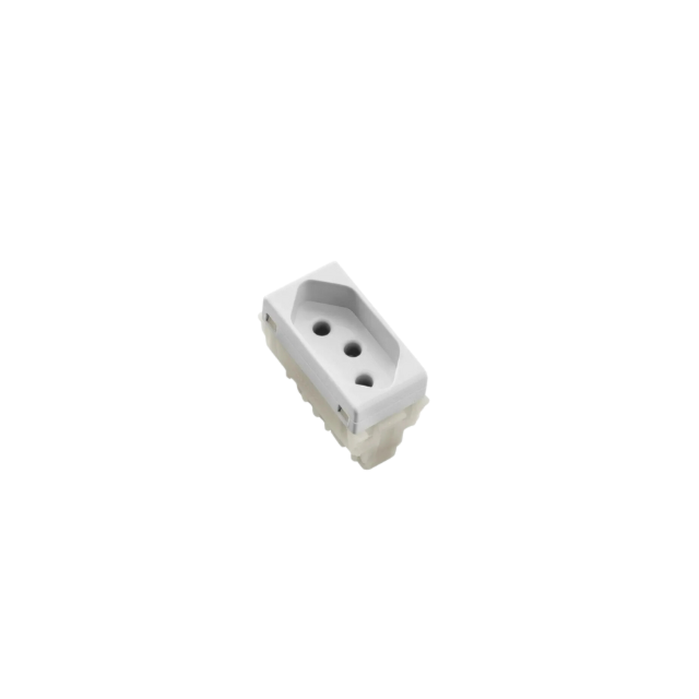 Módulo de Tomada Branca 2P+T 20A/250V - TRAMONTINA Módulo de Tomada Branca 2P+T 20A/250V - TRAMONTINA