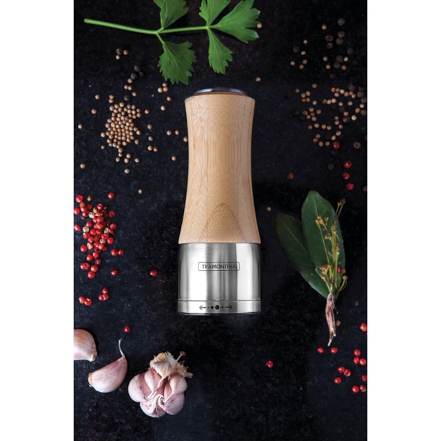Moedor Tramontina Realce Sal ou Pimenta em Bambú e Aço Inox com Moinho em Cerâmica Moedor Tramontina Realce Sal ou Pimenta em Bambú e Aço Inox com Moinho em Cerâmica