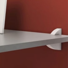 Prateleira Concept com Suporte Plástico 1,5 x 25 x 40cm - PRAT-K Prateleira Concept com Suporte Plástico 1,5 x 25 x 40cm - PRAT-K