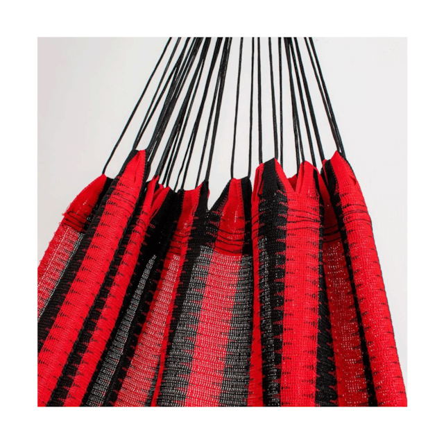 Rede De Dormir Amazonas Nylon Listrada Vermelho Com Preto Rede De Dormir Amazonas Nylon Listrada Vermelho Com Preto