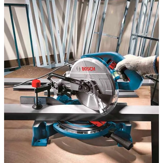 Serra Meia Esquadria GCM 10X 1700W 220V - BOSCH Serra Meia Esquadria GCM 10X 1700W 220V - BOSCH