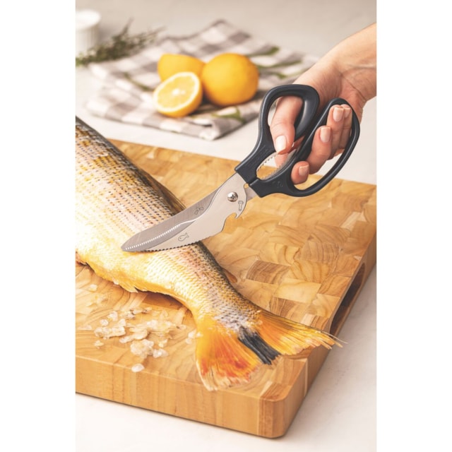 Tesoura Trinchante Tramontina Profissional com Lâmina em Aço Inox e Cabo  Onix 8" Tesoura Trinchante Tramontina Profissional com Lâmina em Aço Inox e Cabo  Onix 8"