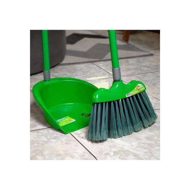 Vassoura Multiuso com Cabo Brilhus - BETTANIN Vassoura Multiuso com Cabo Brilhus - BETTANIN