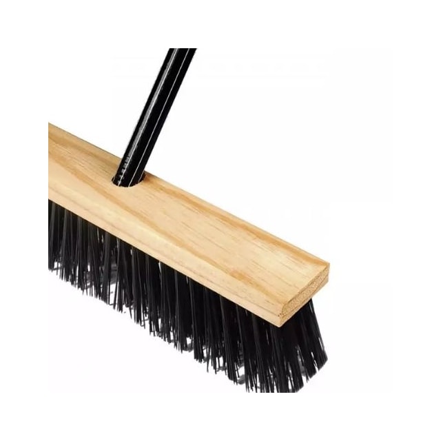 Vassourão de Madeira 37cm com Linha de Nylon e Cabo - MAX FERRAMENTAS Vassourão de Madeira 37cm com Linha de Nylon e Cabo - MAX FERRAMENTAS